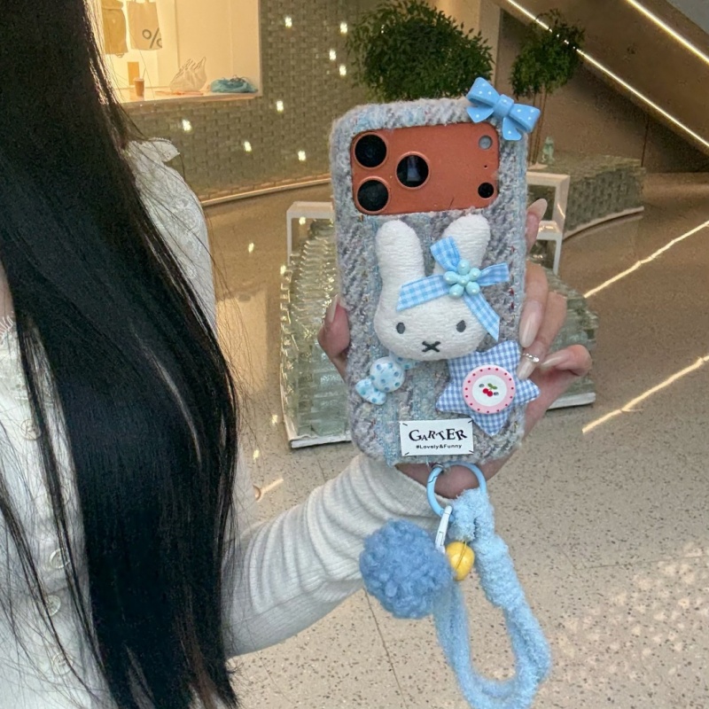 Fashion Ins Cute Cartoon fluf - đánh giá và giá Cute Cartoon Wrist Strap Silicone Case
