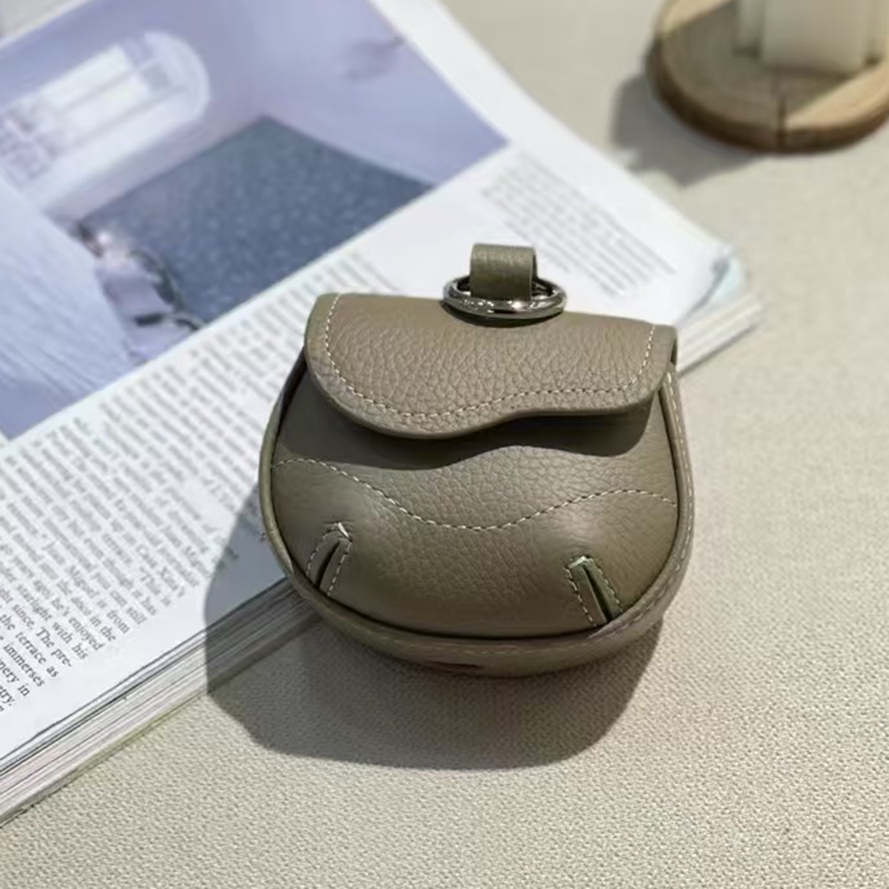 Universal Model Luxury Earphon - đánh giá và giá Earphones